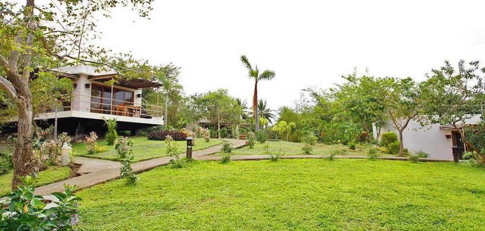 Tugawe Cove Resort Colongcocon Esterno foto